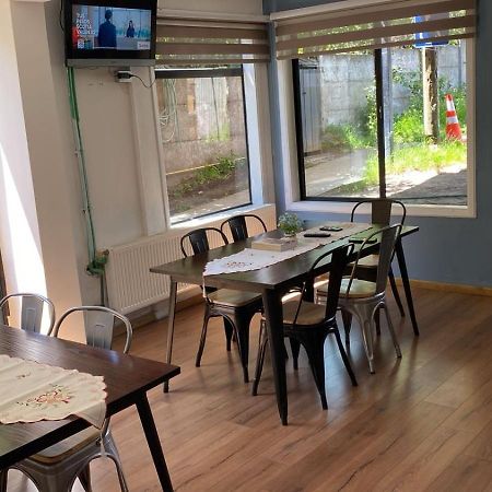 Hostal Sur Y Magia Coyhaique Extérieur photo